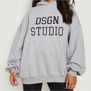 “Woman’s hoodie Design studio “ oversized hoodie size XL - brand- boohoo